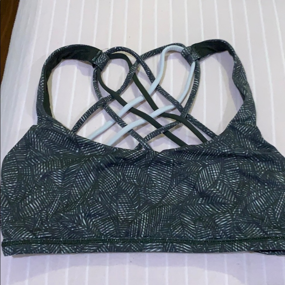 It doesn’t fit my daughter anymore.